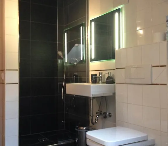 Mit Dachterrasse 公寓